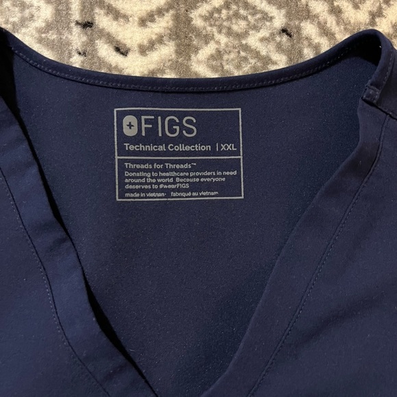 Figs Navy Scrub Top - Picture 2 of 2